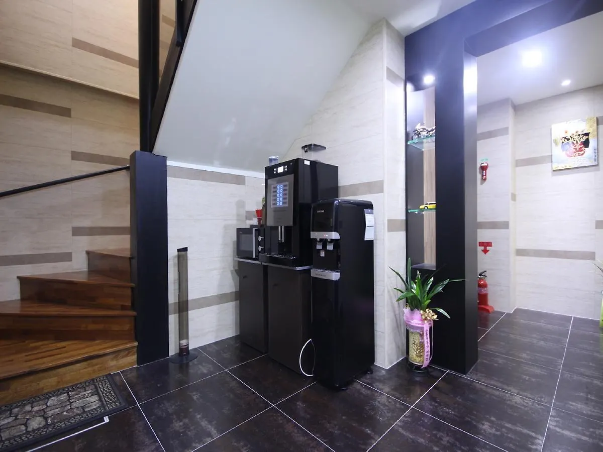 **  Roo Motel Busan South Korea