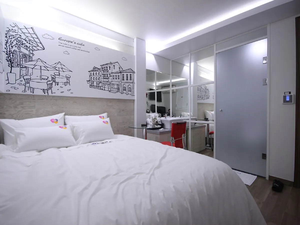 Roo Motel Busan